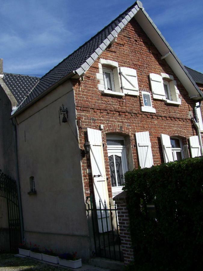 Domaine Jeanne D'Arc Bed and Breakfast Valhuon Esterno foto