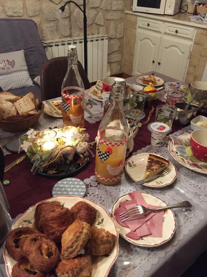 Domaine Jeanne D'Arc Bed and Breakfast Valhuon Esterno foto