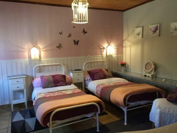 Domaine Jeanne D'Arc Bed and Breakfast Valhuon Esterno foto